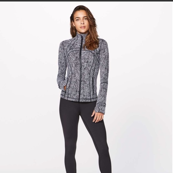 Rare Lululemon define Luon Jacket Twill Black White zip up - Picture 2 of 9